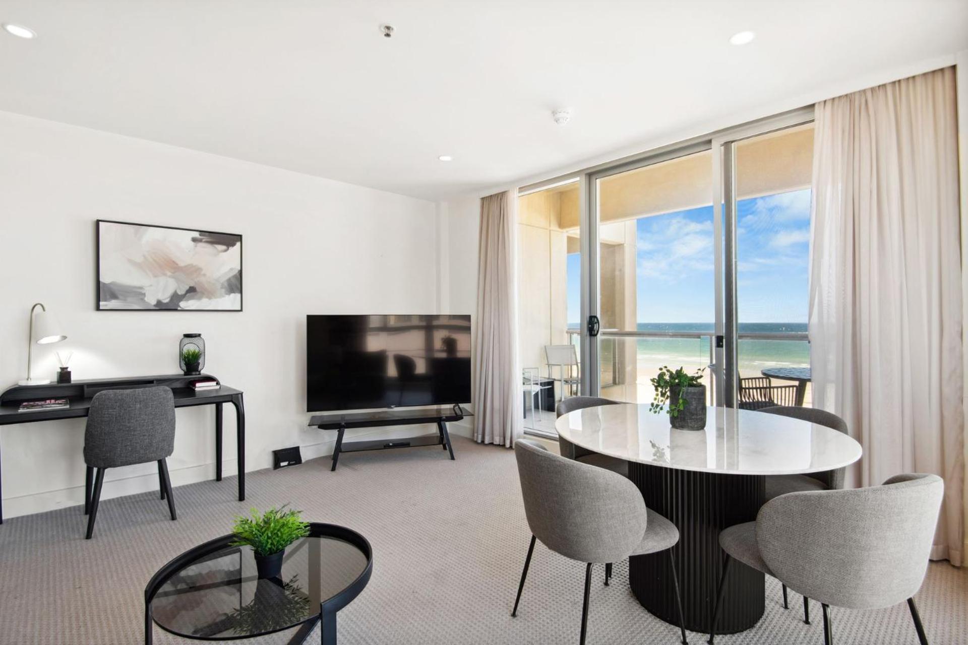 Belle Escapes - Beachfront Balcony *