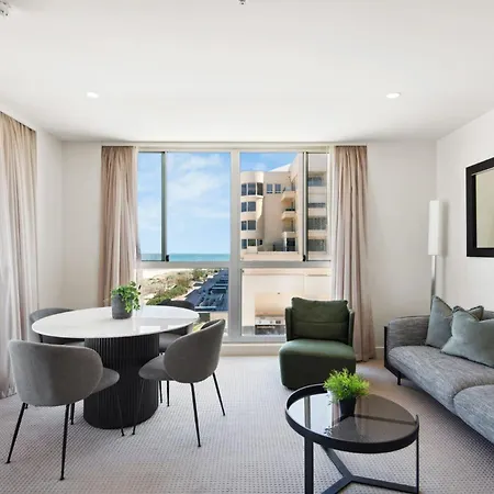 Belle Escapes - Beachfront Balcony Glenelg Exterior photo